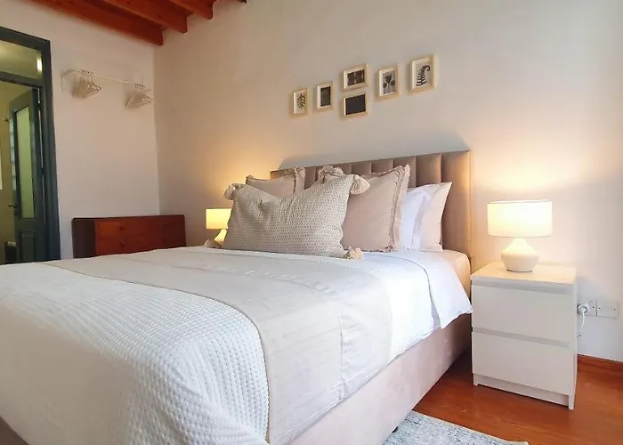 Phaedrus Living: Cozy Down Town House Aischylou Σπίτι διακοπών