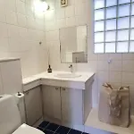 Tatil Evi Phaedrus Living: Cozy Down Town House Aischylou