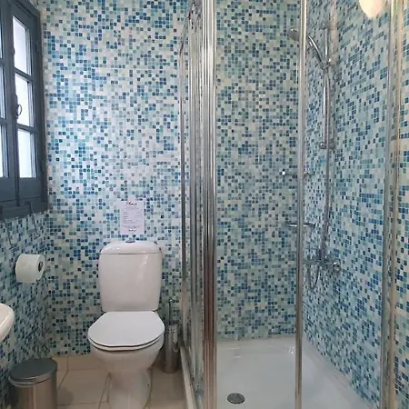 Phaedrus Living: Cozy Down Town House Aischylou Casa vacanze